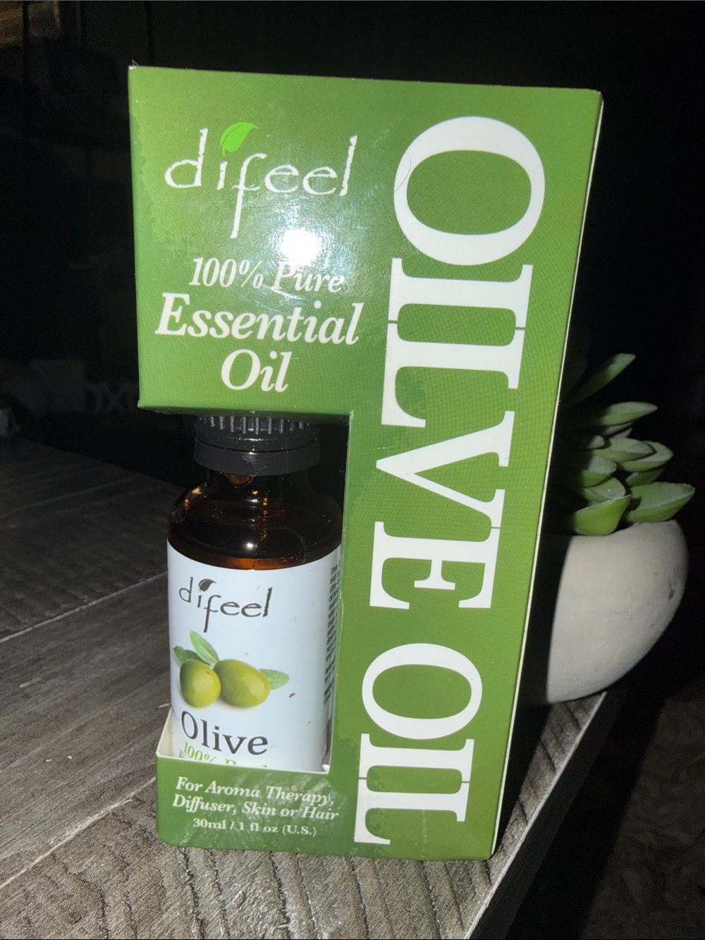Difeel 100% Pure Essential Oil - Pure Olive Oil - New in box